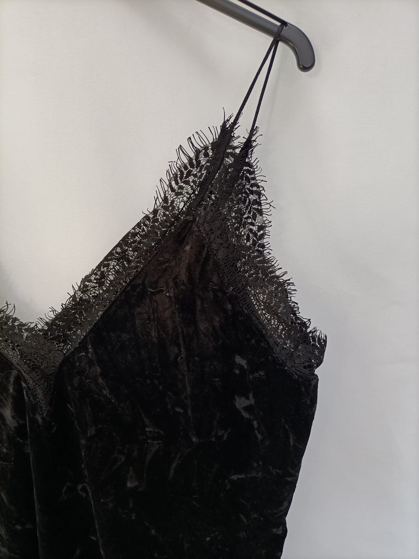 ZARA.Top lencero negro terciopelo T.s