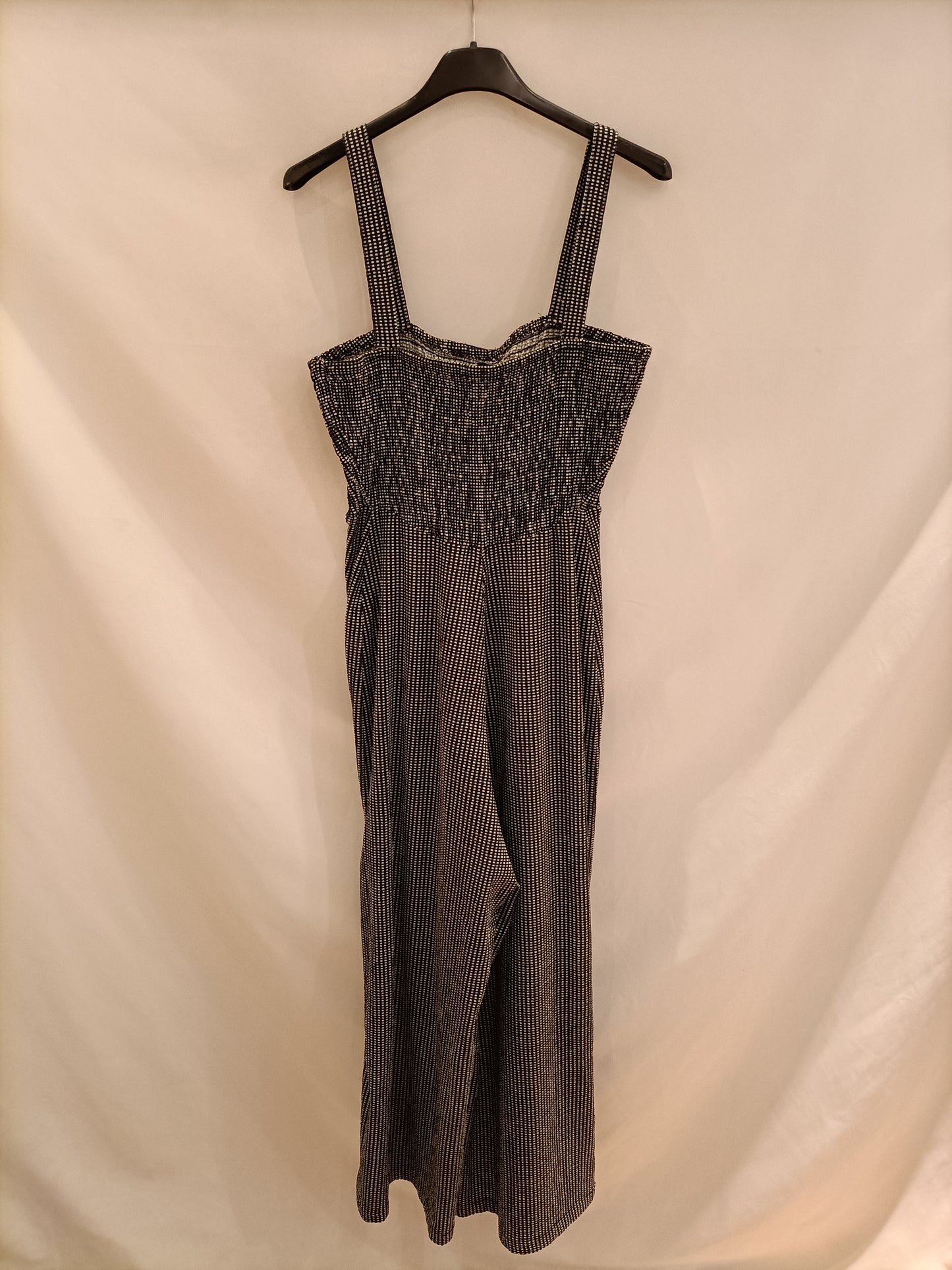 STRADIVARIUS. Checkered culotte jumpsuit.m