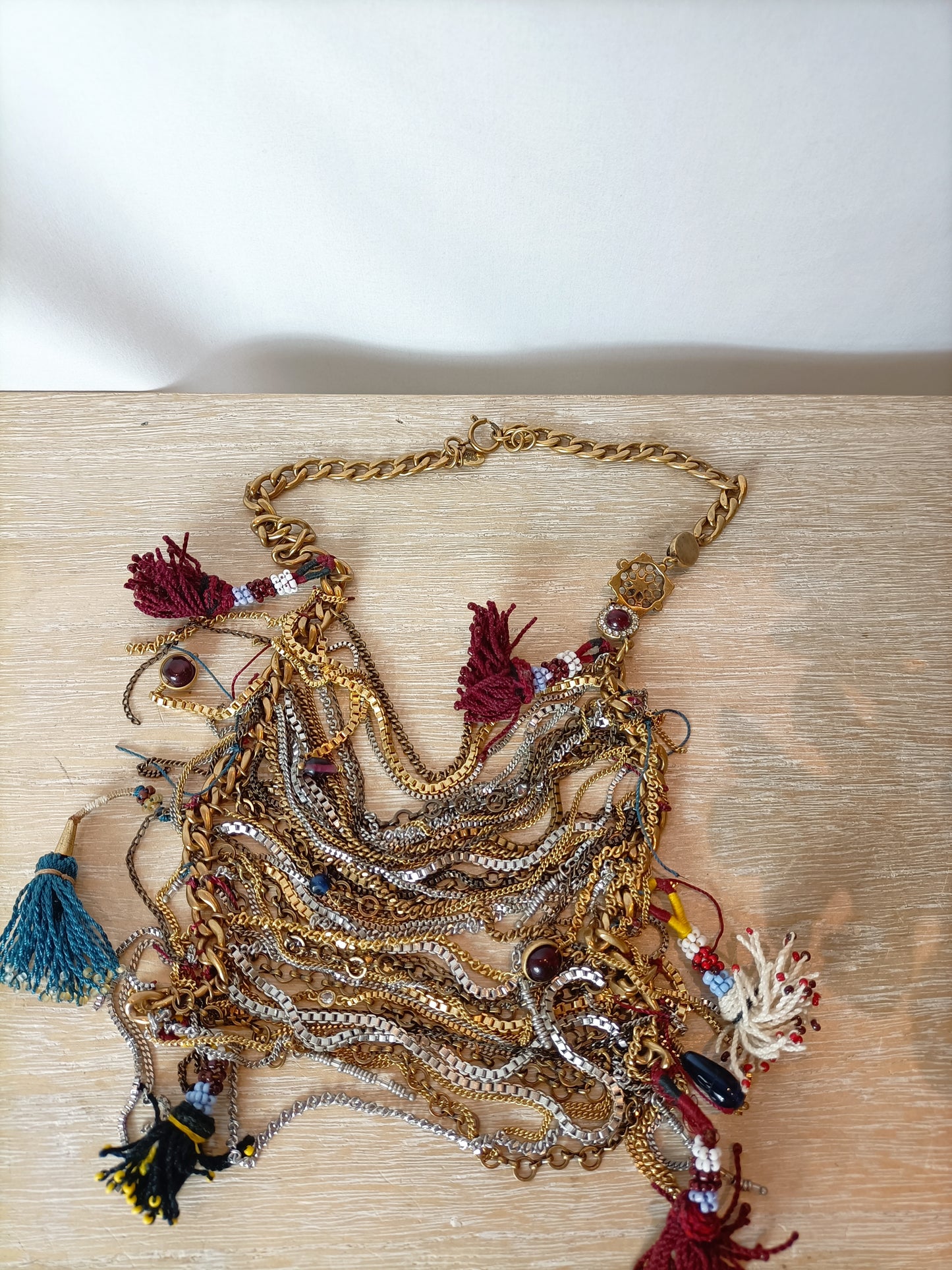 JUICY COUTURE. Colla abalorios