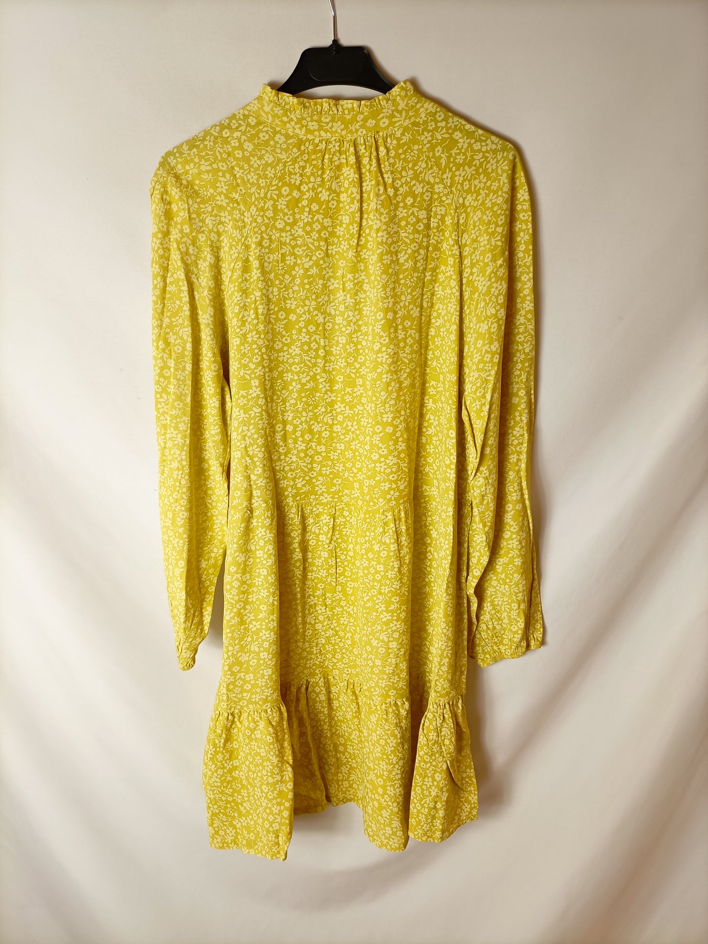 OTHER. Printed yellow dress. TM