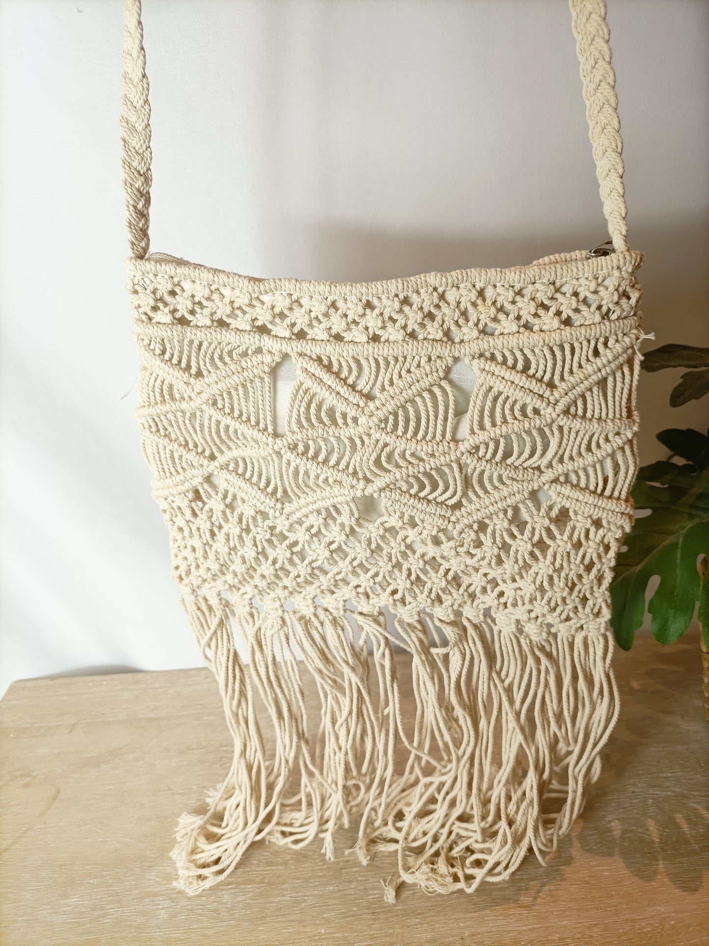OTHERS. Beige crochet bag