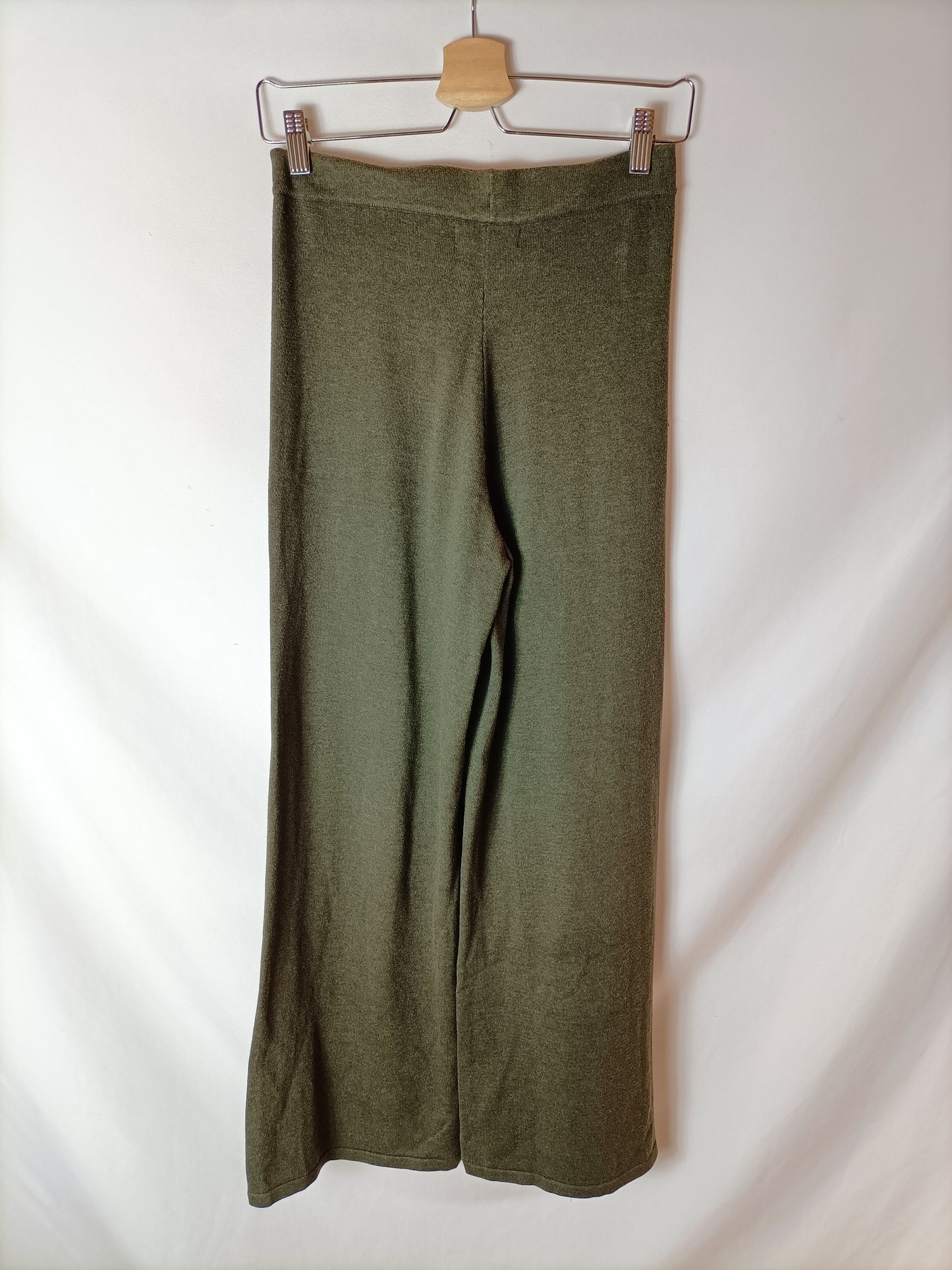 MANGO. Pantalón punto verde T.s