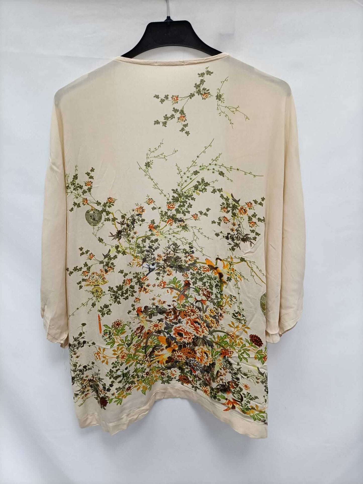 OTRAS.Kimono corto beige estampado TU