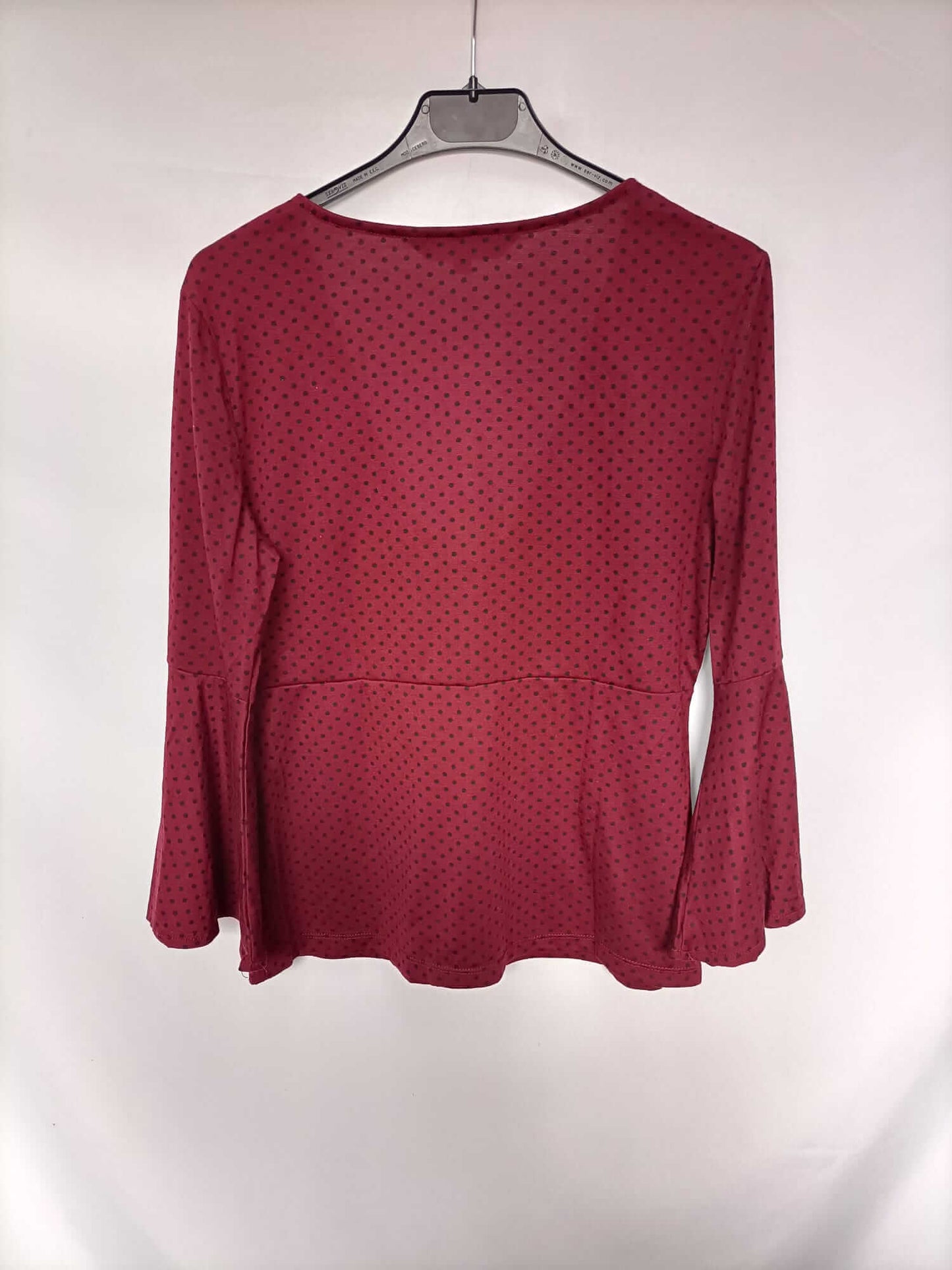 BRAVE SOUL.Top burdeos lunares negros T.L