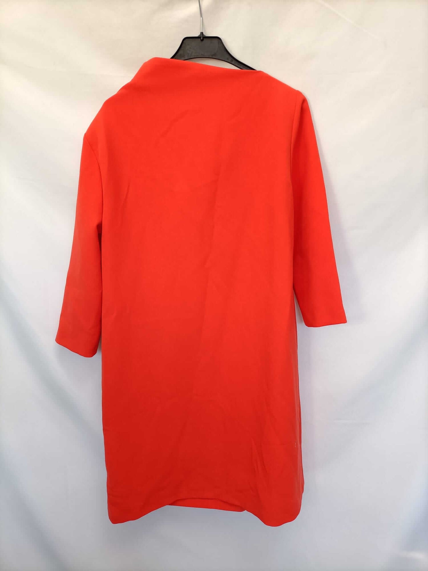 VICTOR CHERKASSKY.Vestido rojo cuello asimétrico T.XXL