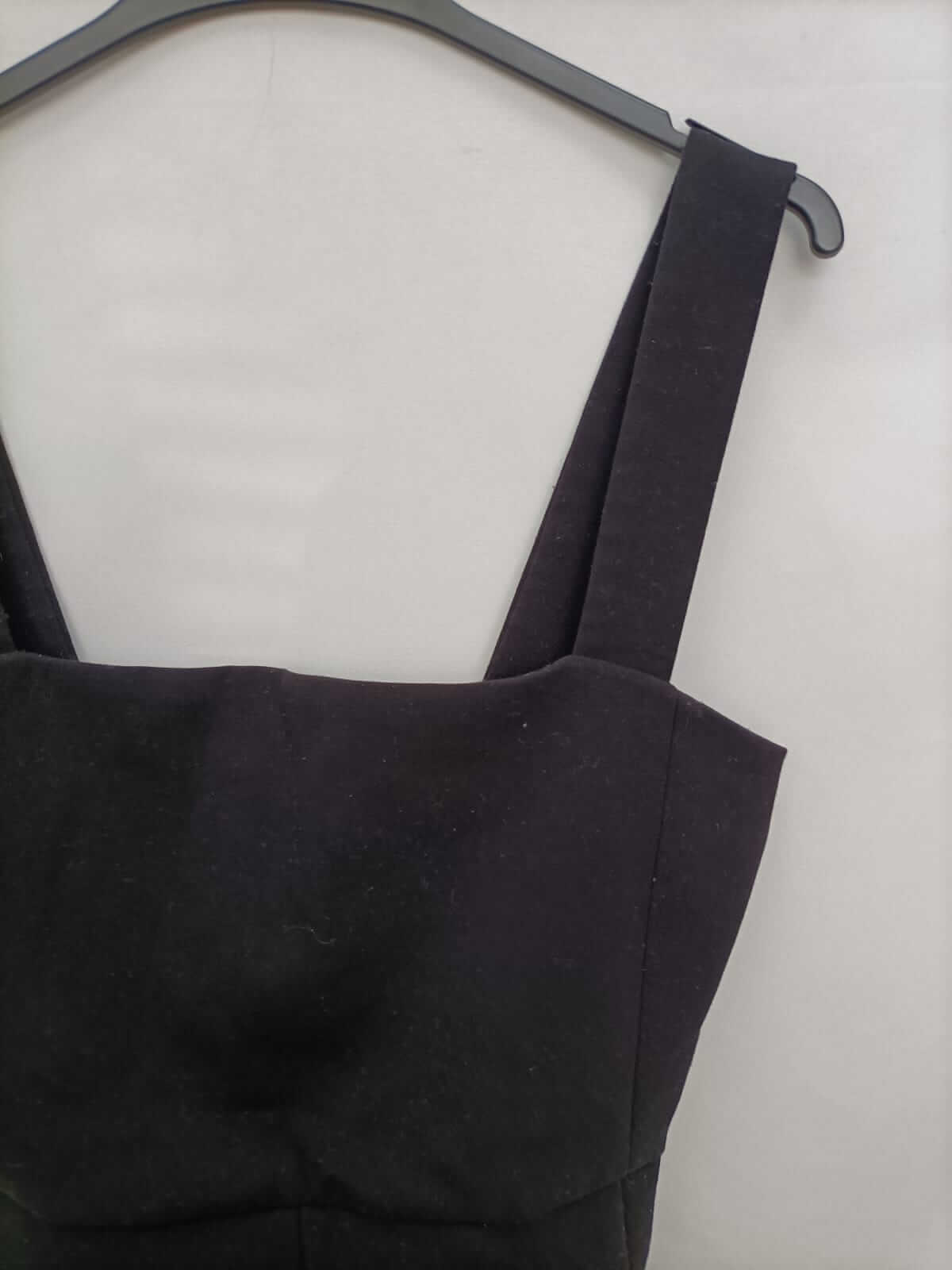 ZARA.Mono negro vestir T.s