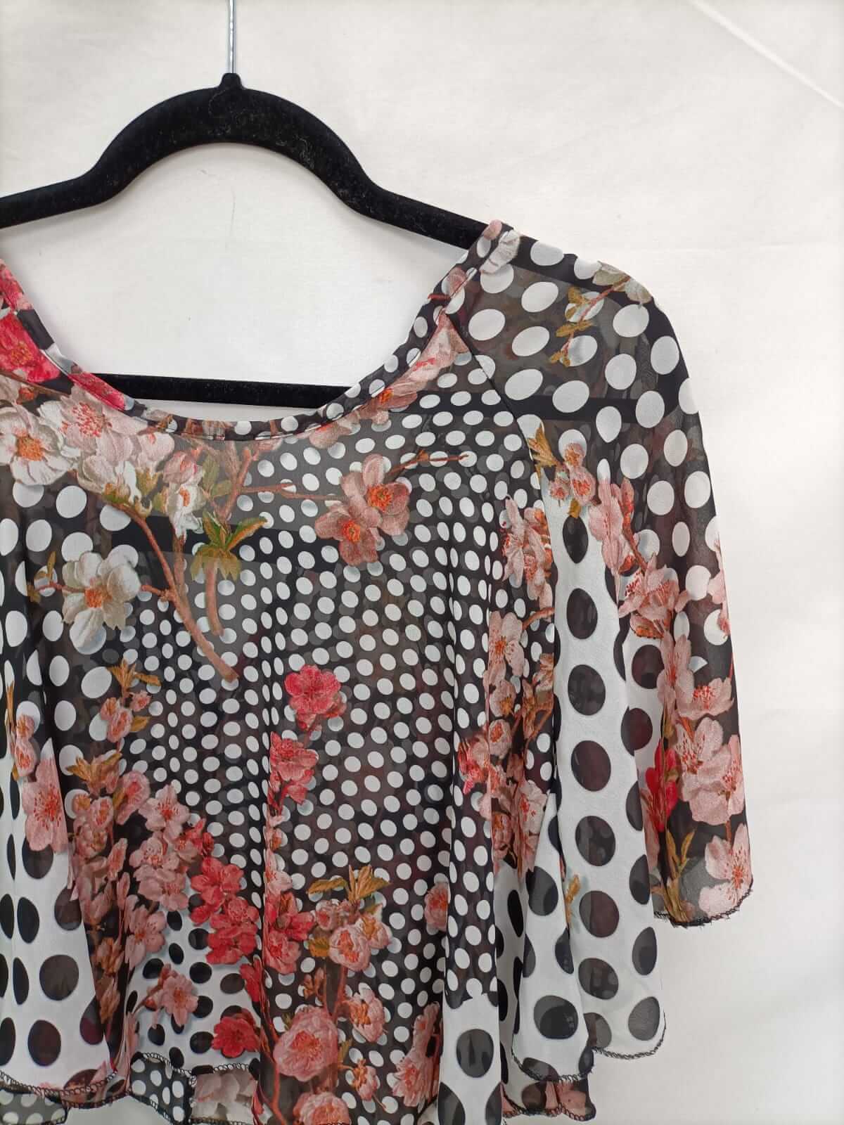 OTRAS.Top estilo capa T.s/m