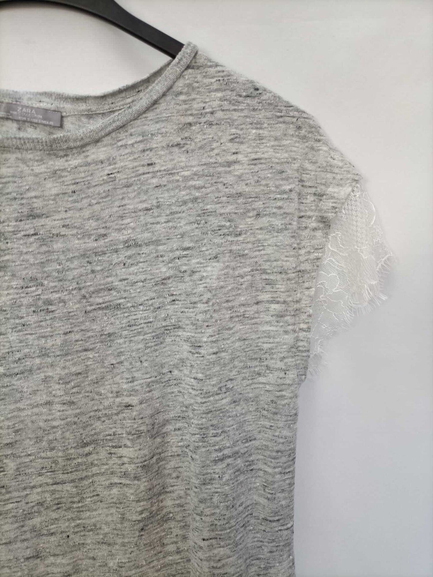 ZARA. Heathered grey T-shirt Ts