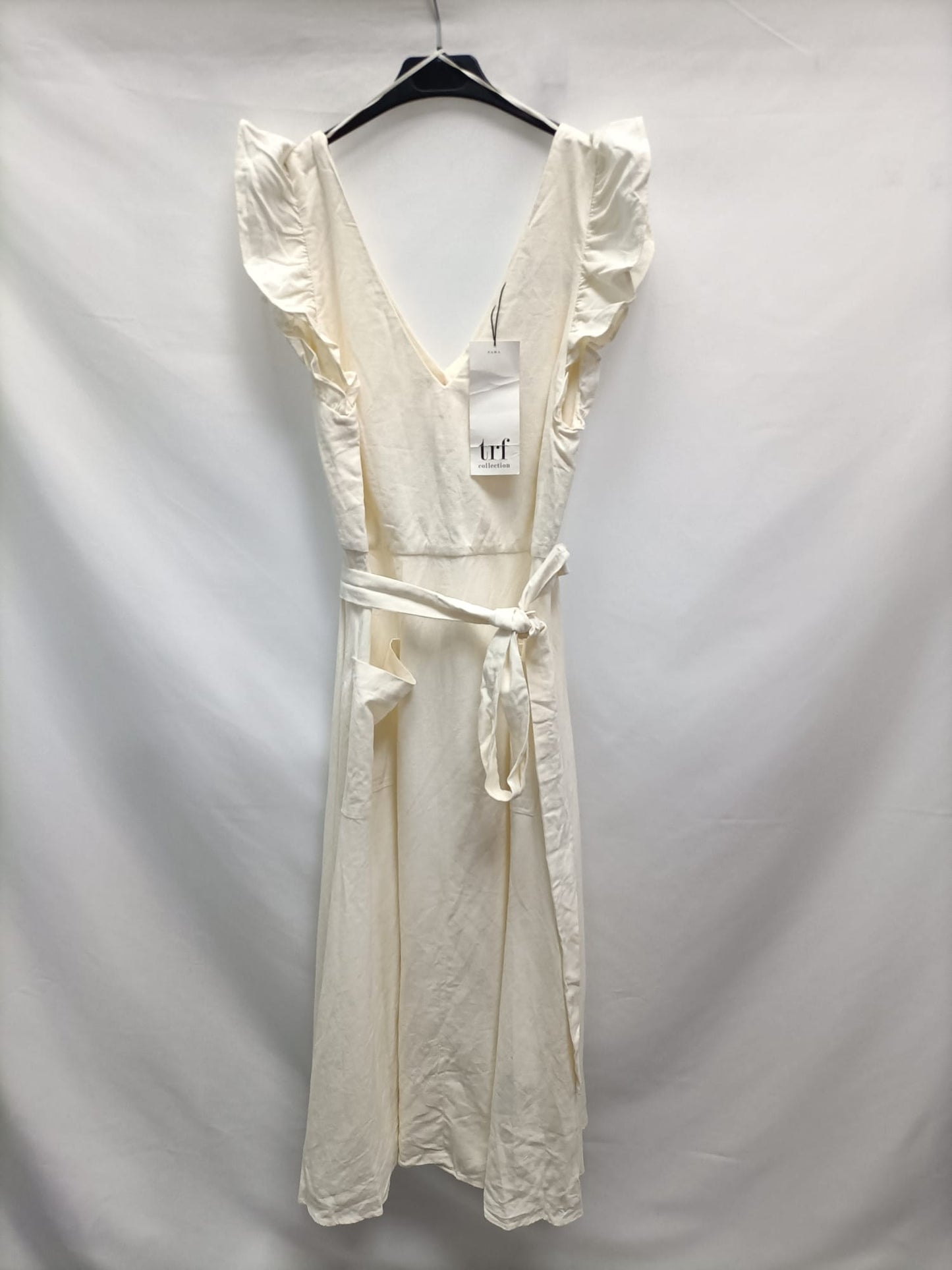 ZARA.Vestido midi blanco roto T.L