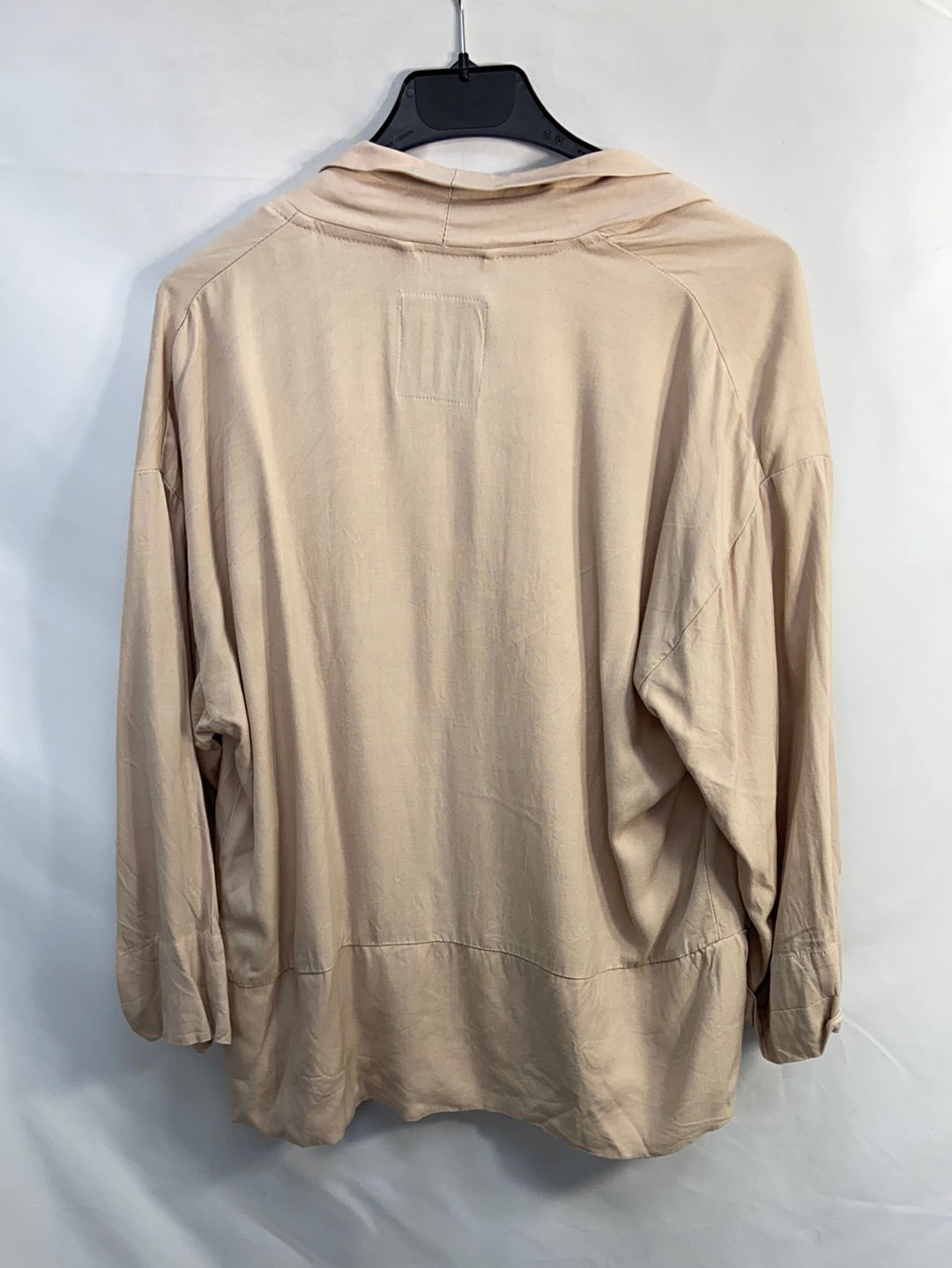 PULL&BEAR.Chaqueta fluida beige T.s