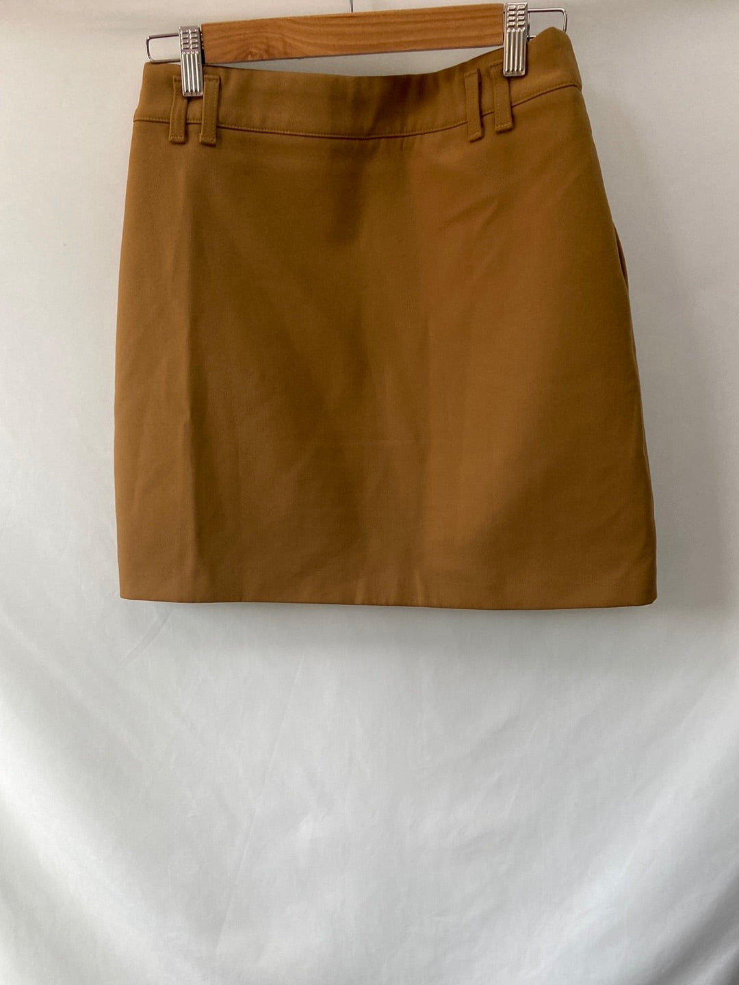 MarketZARA. Falda corta camel T.m