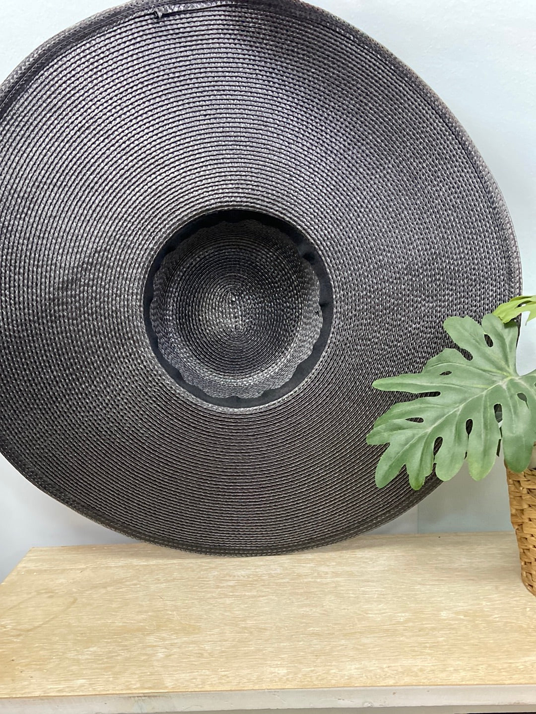 OTRAS. Pamela maxi negra