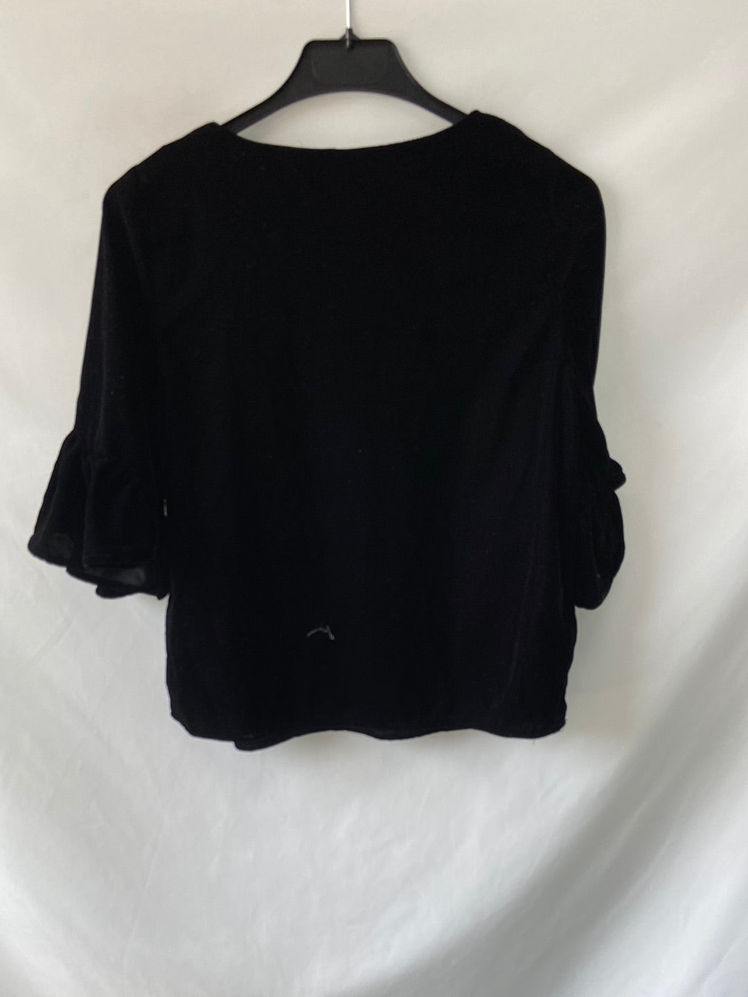 MANGO. Black velvet Ts top