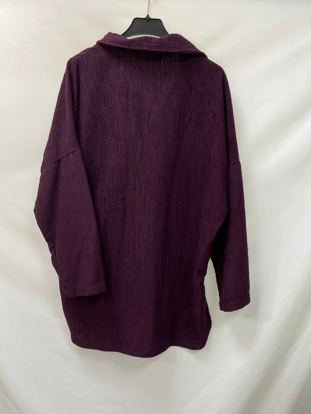 ZARA.Camisa/sobre camisa morada pana oversized T.M