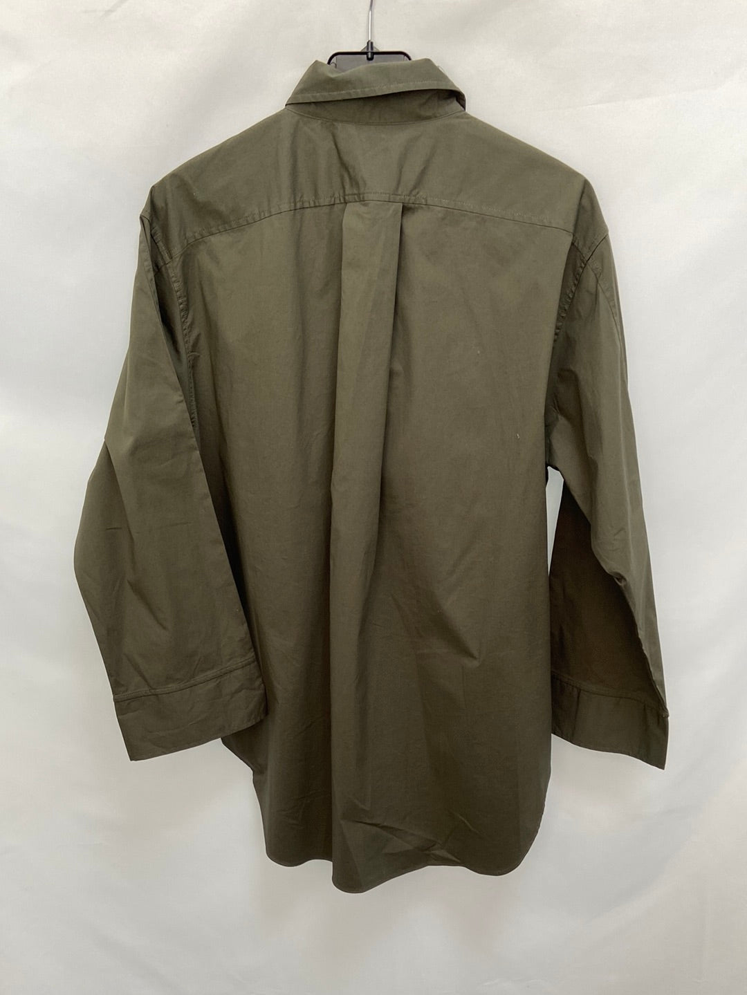 MASSIMO DUTTI.Camisa verde oversized T.s