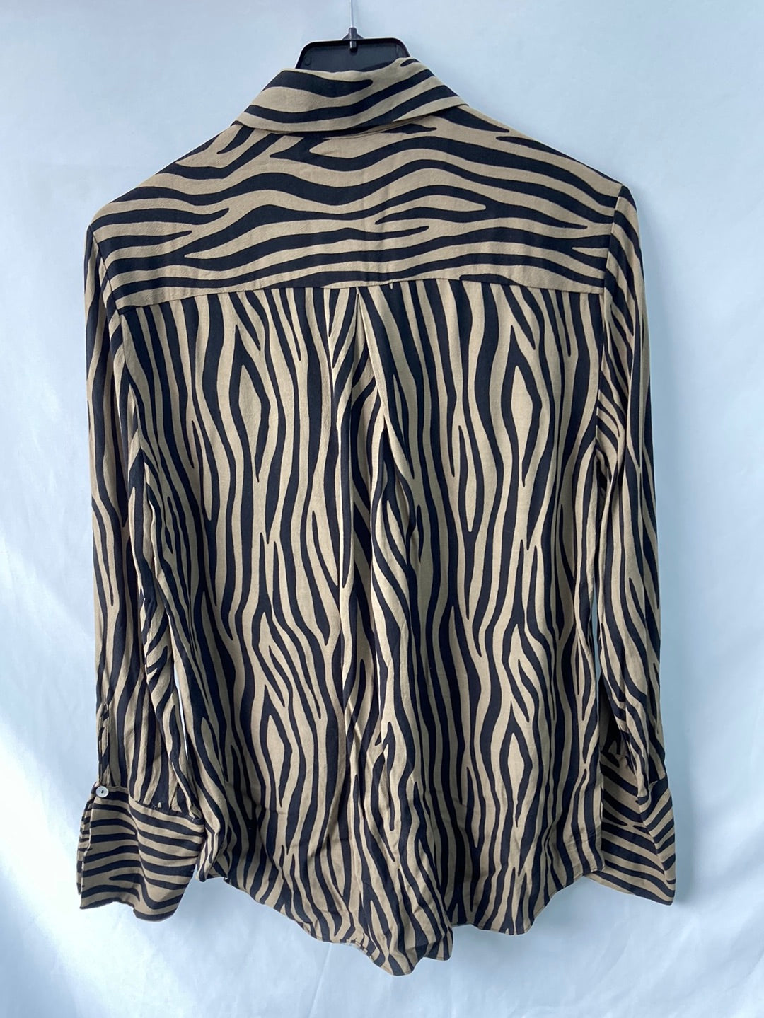 ZARA.Camisa fluida animal print T.S