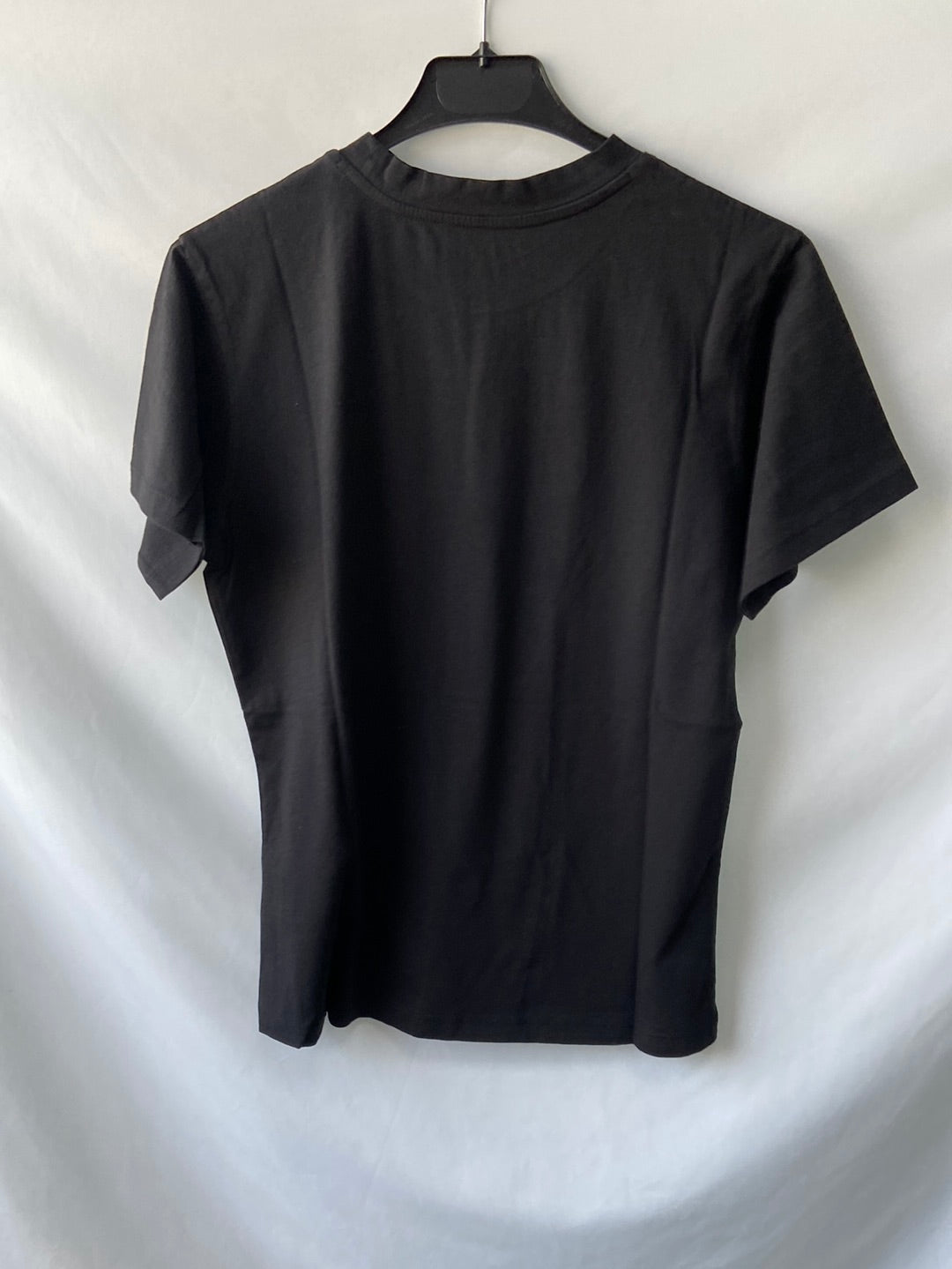 THINKING MU. Camiseta negra ángel T.m