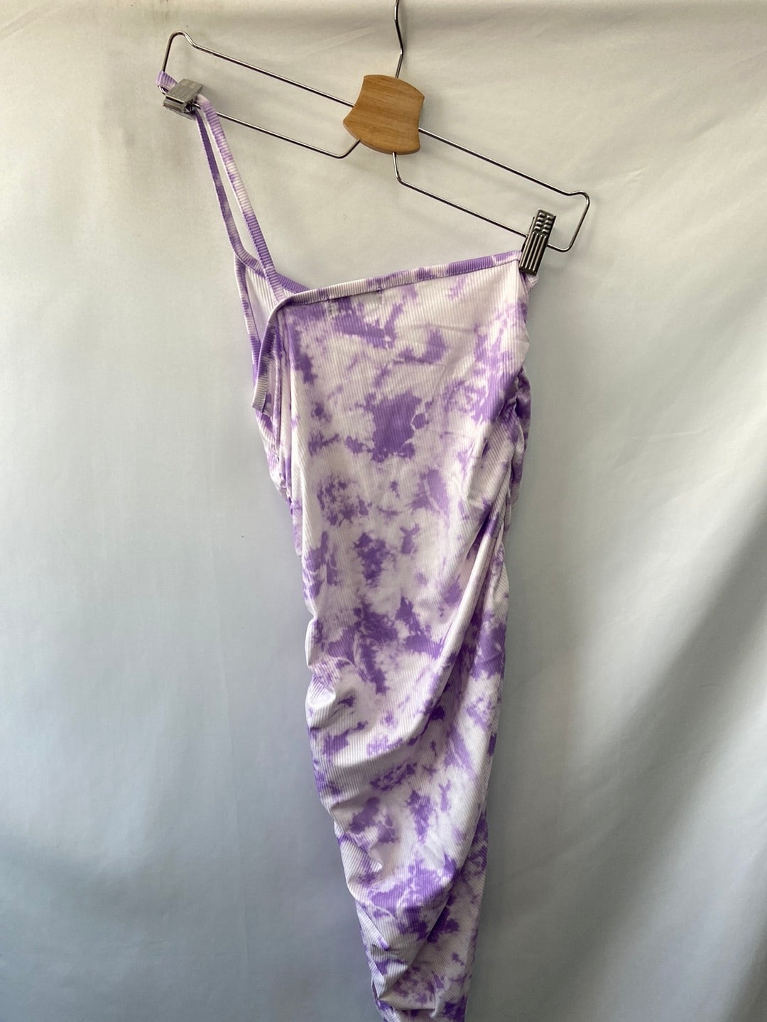 PRETTY LITTLE THING.Vestido tie dye T.36