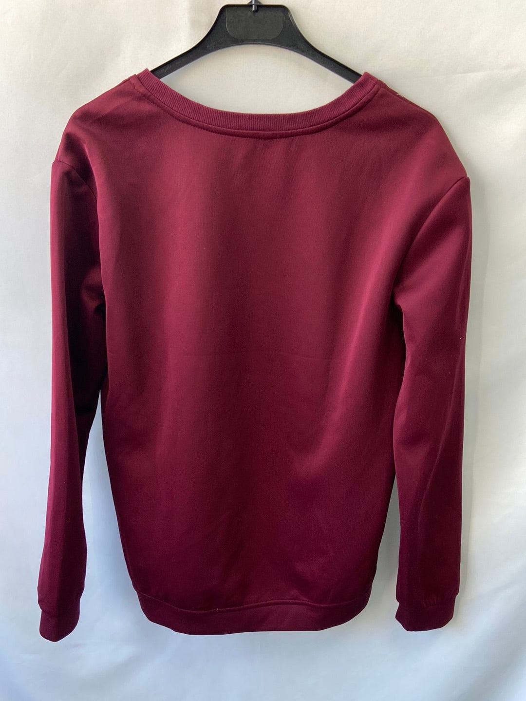 STRADIVARIUS. Sudadera burdeos neopreno fino T.M