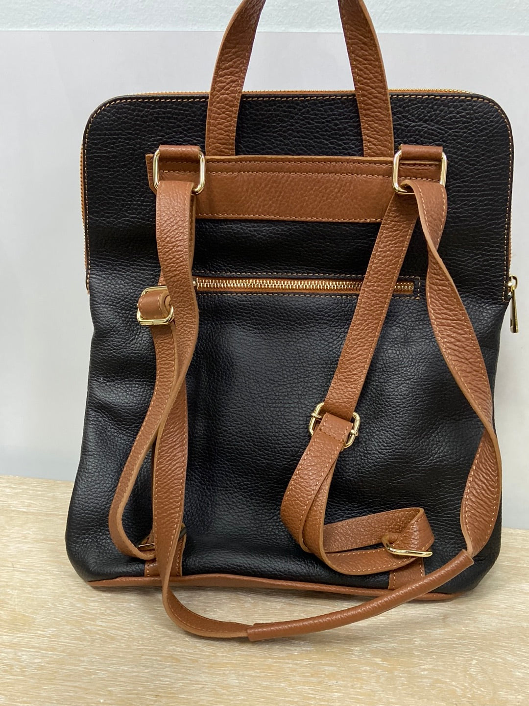 POZO PUERTO UBRIQUE. Mochila bicolor (TARA)