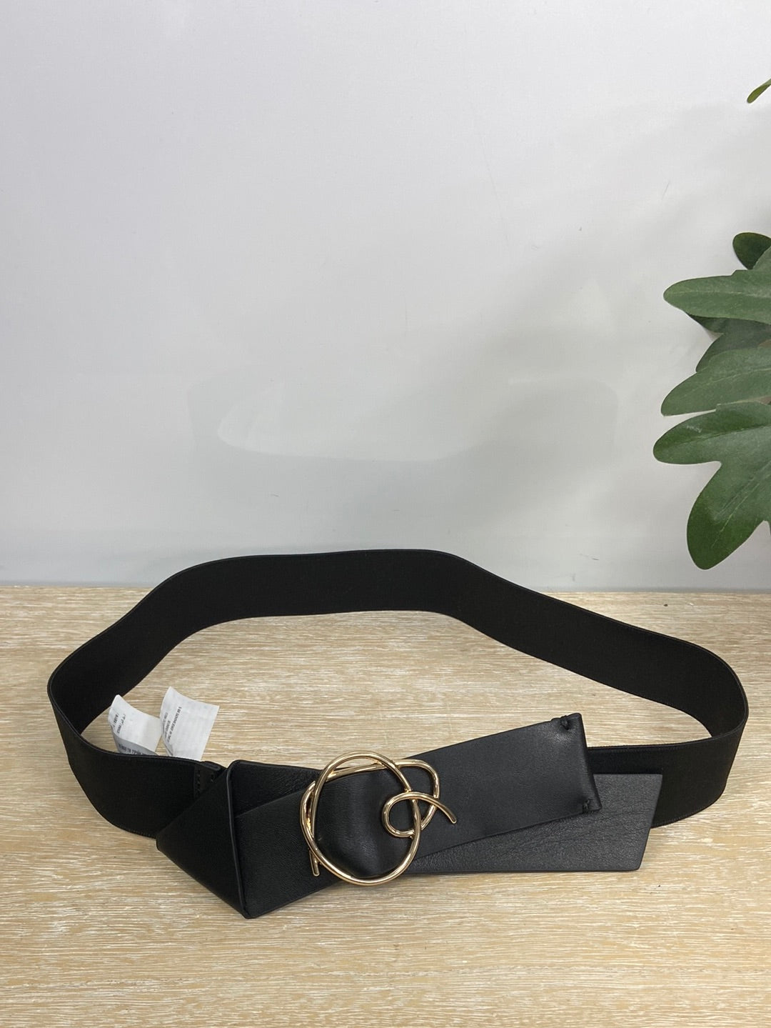 ADOLFO DOMÍNGUEZ. Cinturón negro elástico T.m