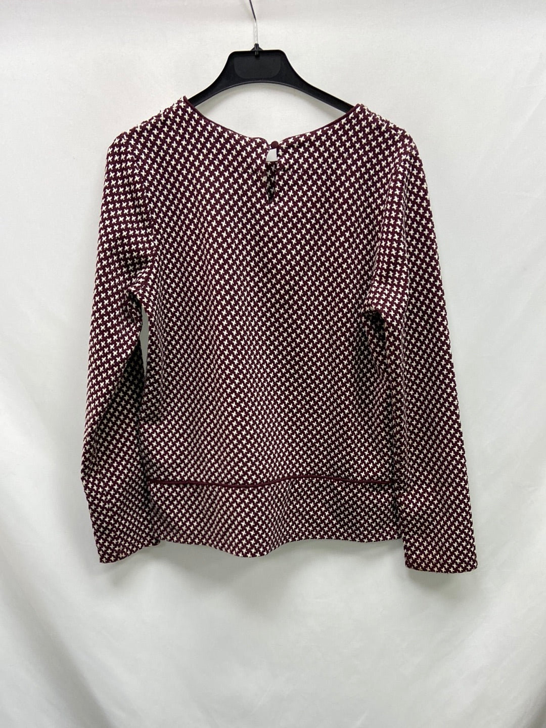 SFERA. Top jaspeado burdeos T.S