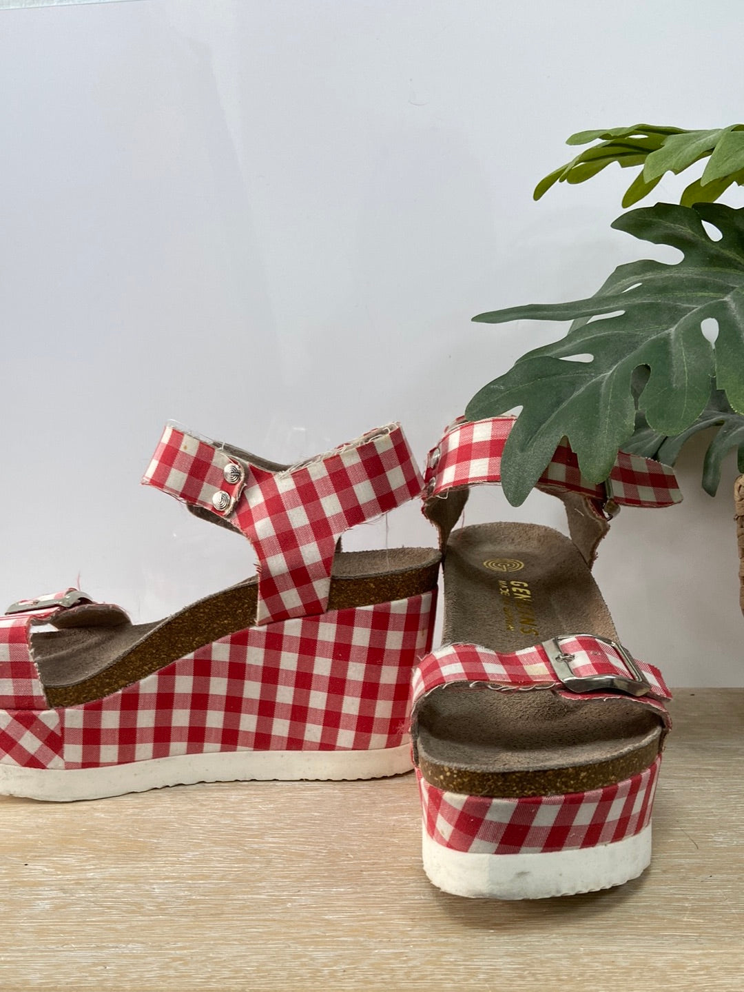 GENUINS. Cuñas vichy talla 38