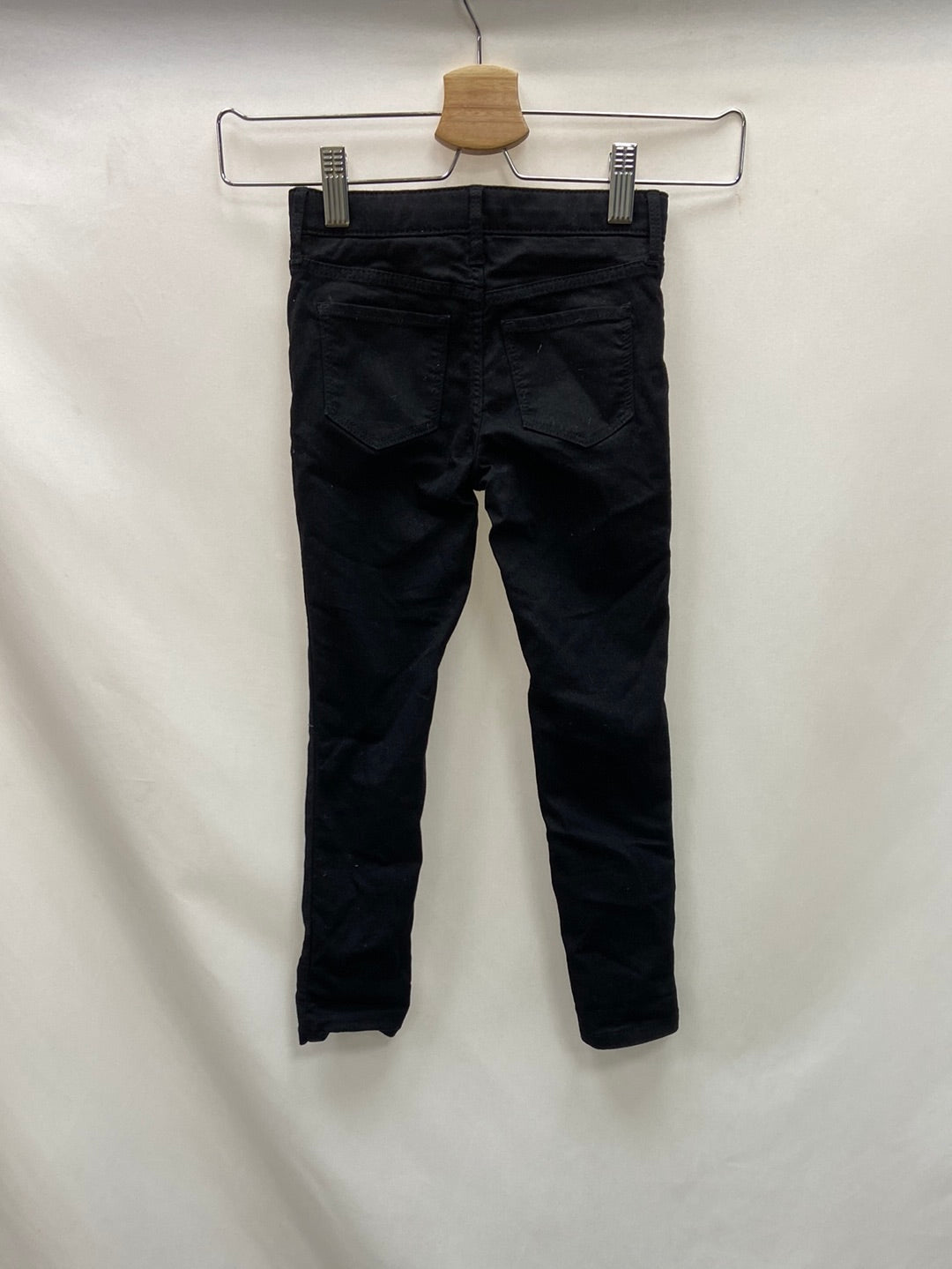 H&M. Black trousers S.3-4 years
