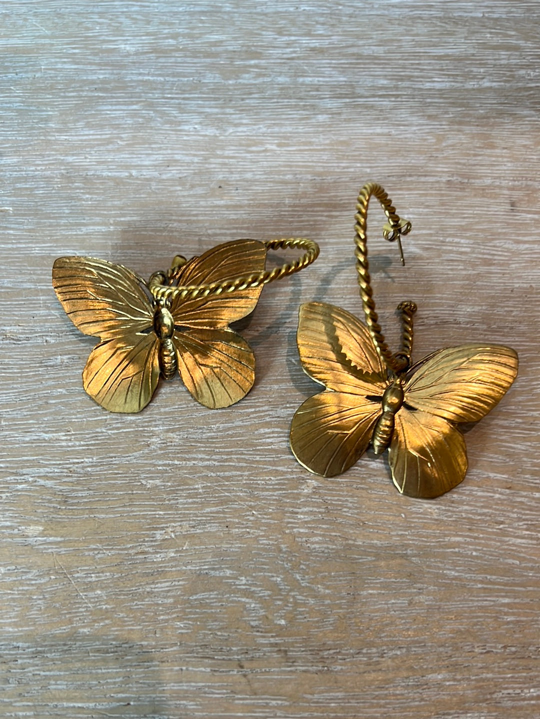 GAS. Pendientes Mariposa