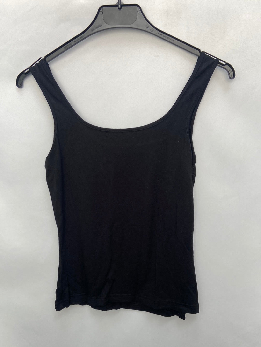 OTHERS.Basic black tank top S.40(m)