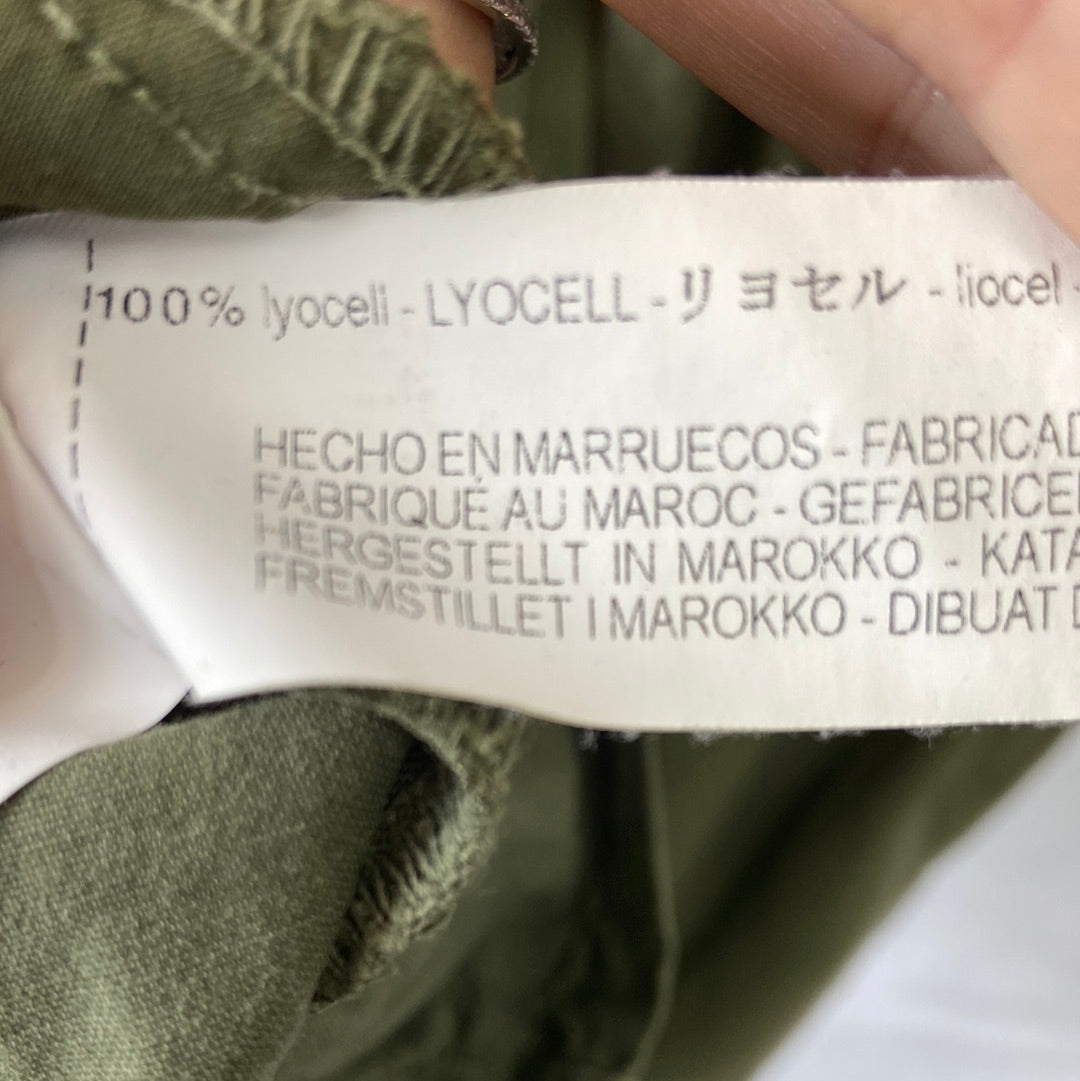 ZARA.Mono verde caqui T.XS