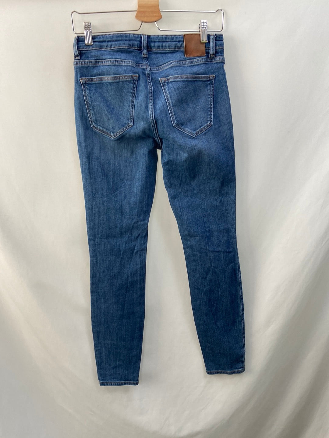 MASSIMO DUTTI.Pantalones vaqueros clásicos T.36