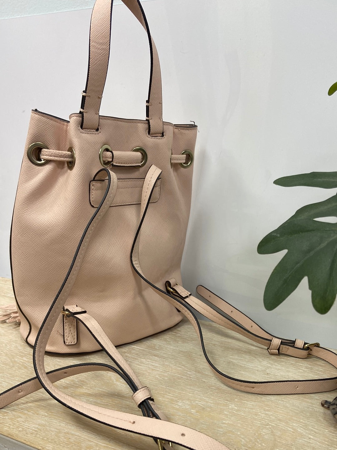 FOREVER21.Pink pink bag style backpack