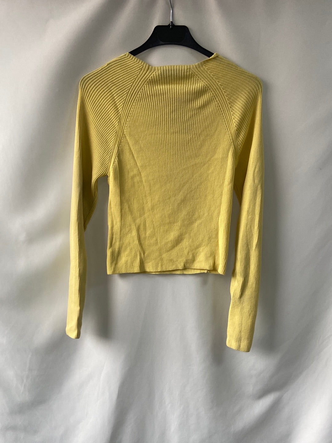 ZARA.Jersey amarillo punto botones T.M