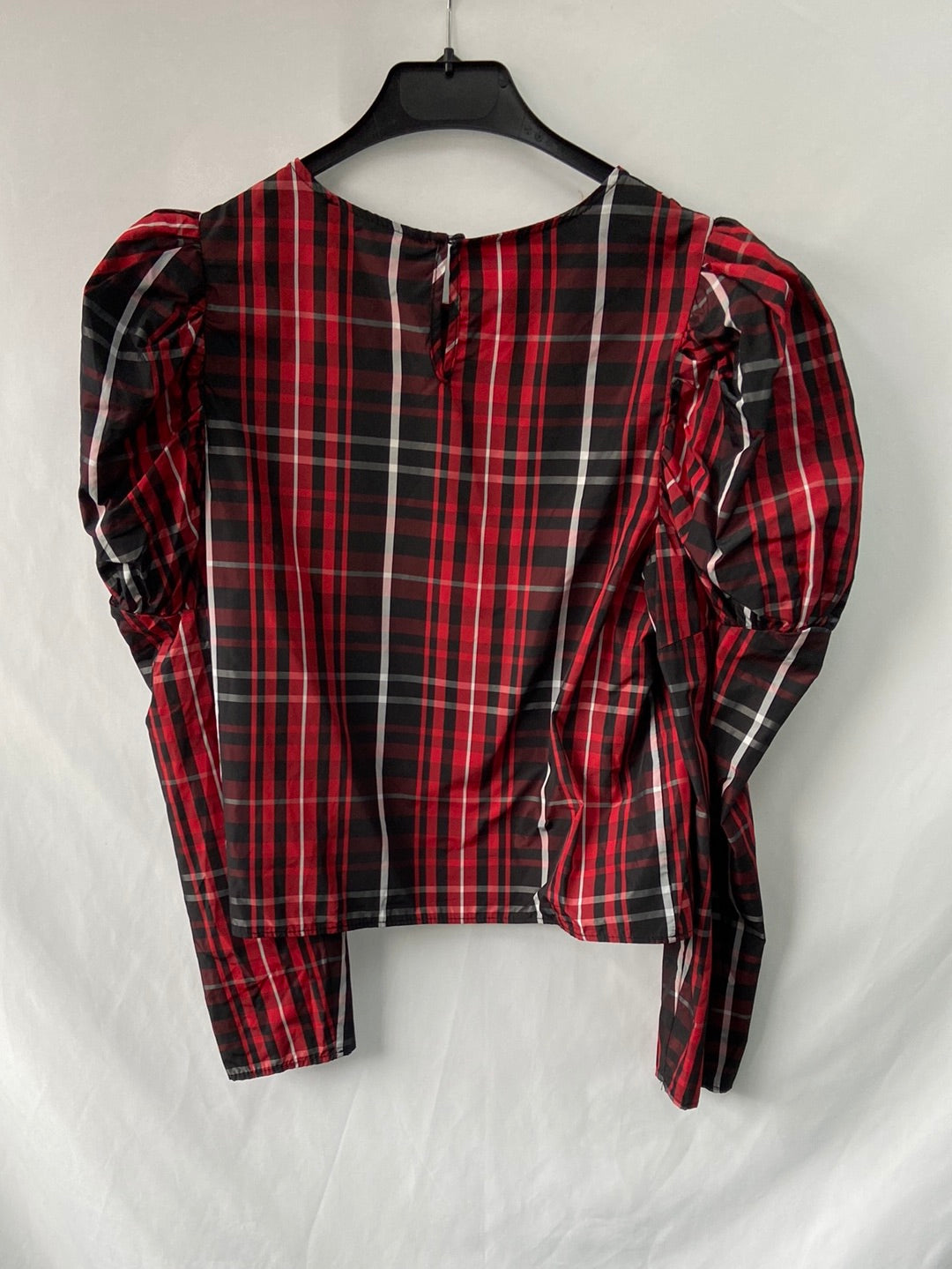 ZARA.Top/blusa cuadros mangas abullonadas T.xs