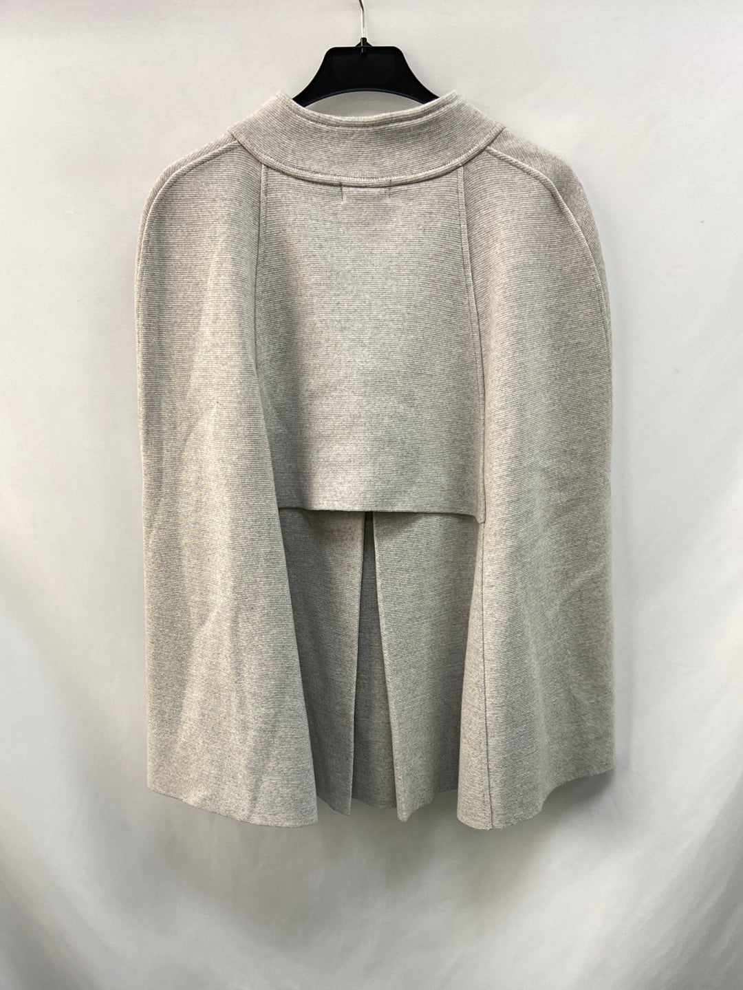 VIRIATO.Capa gris TU (S/M)