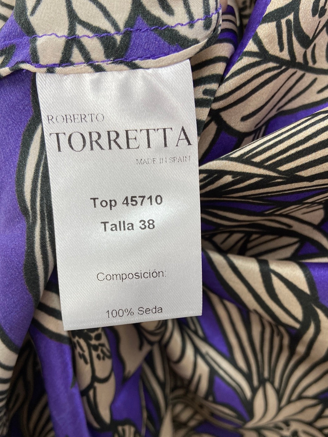ROBERTO TORRETA.Blusa seda escote amplio cruzada T.38