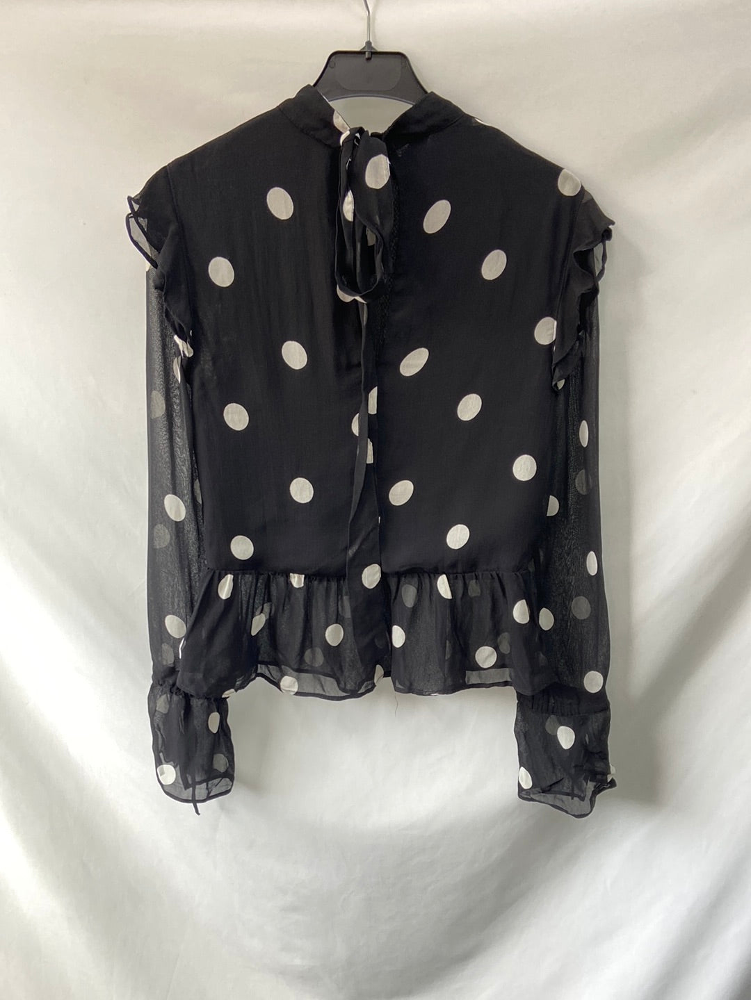 H&M. Blusa lunares TU (S/M)