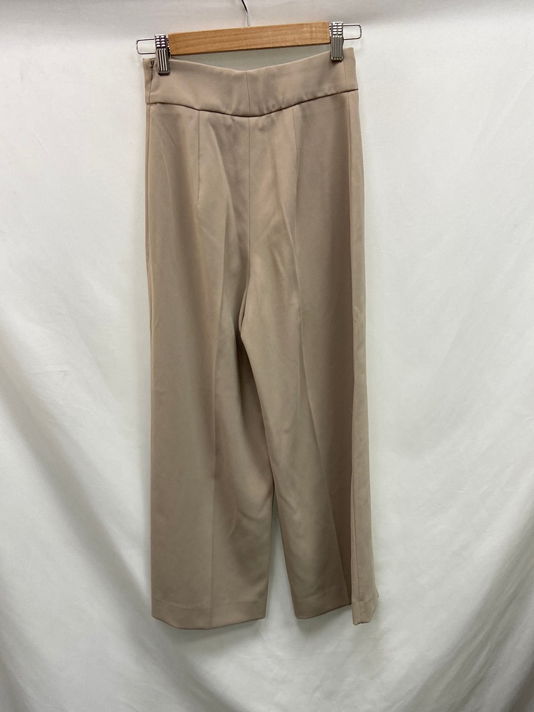 OTHERS. Beige fluid culottes size 32