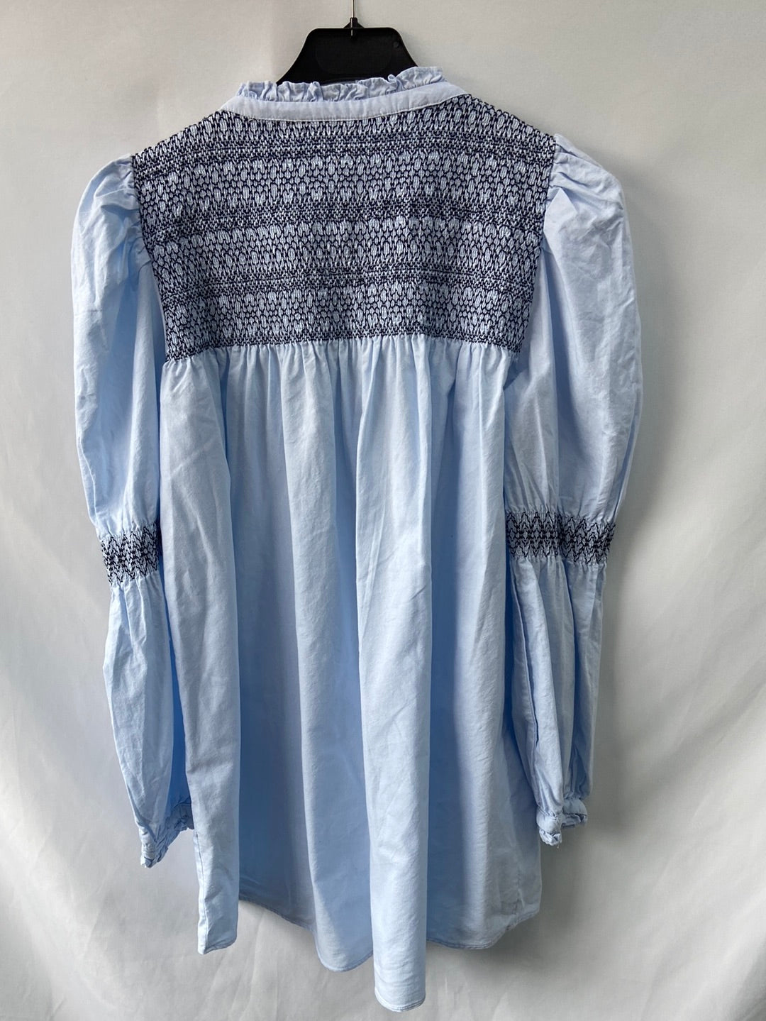 ZARA.Blusa larga bordada T.s