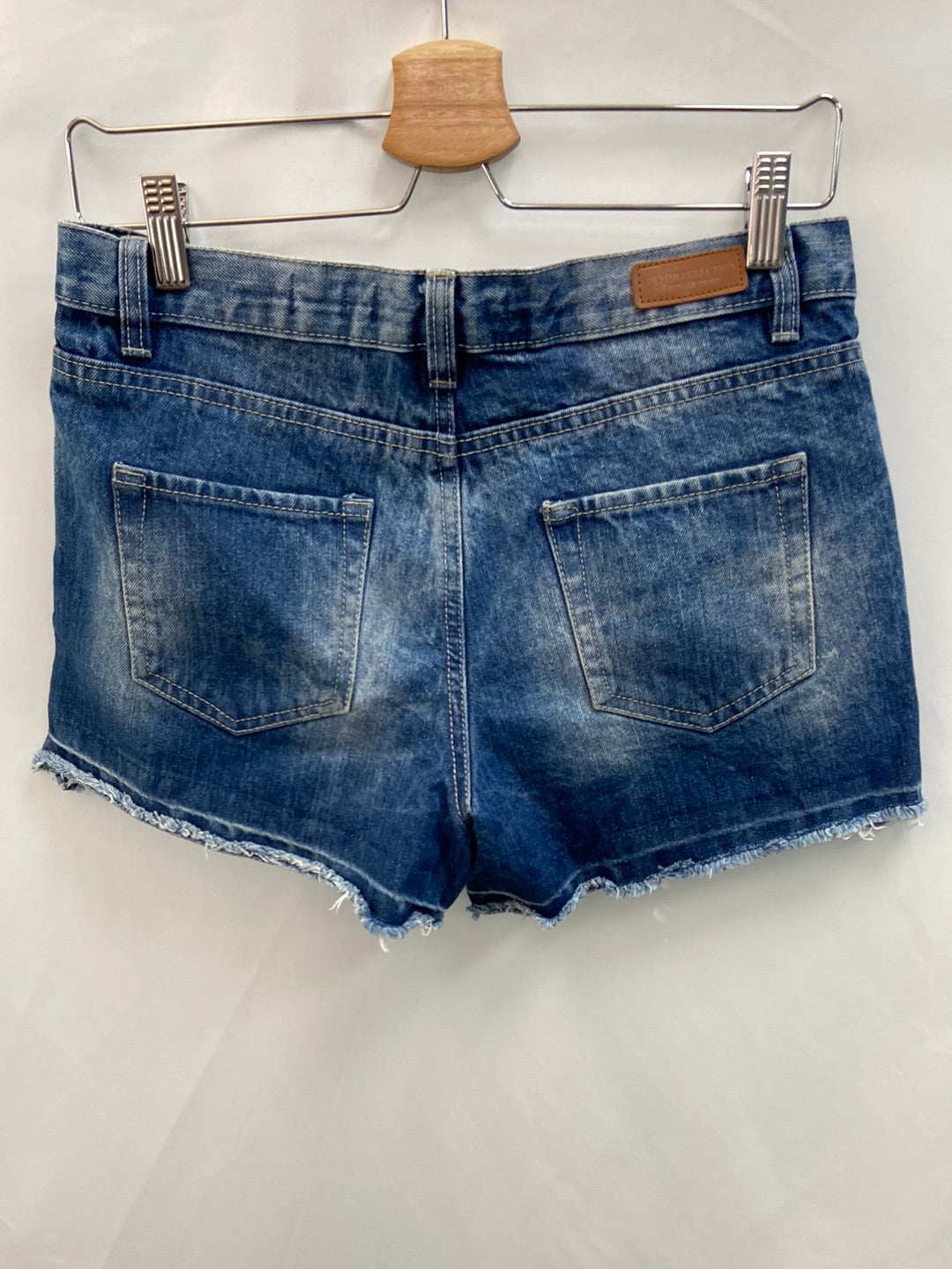 FORMULA JÓVEN. Shorts vaquero T.38