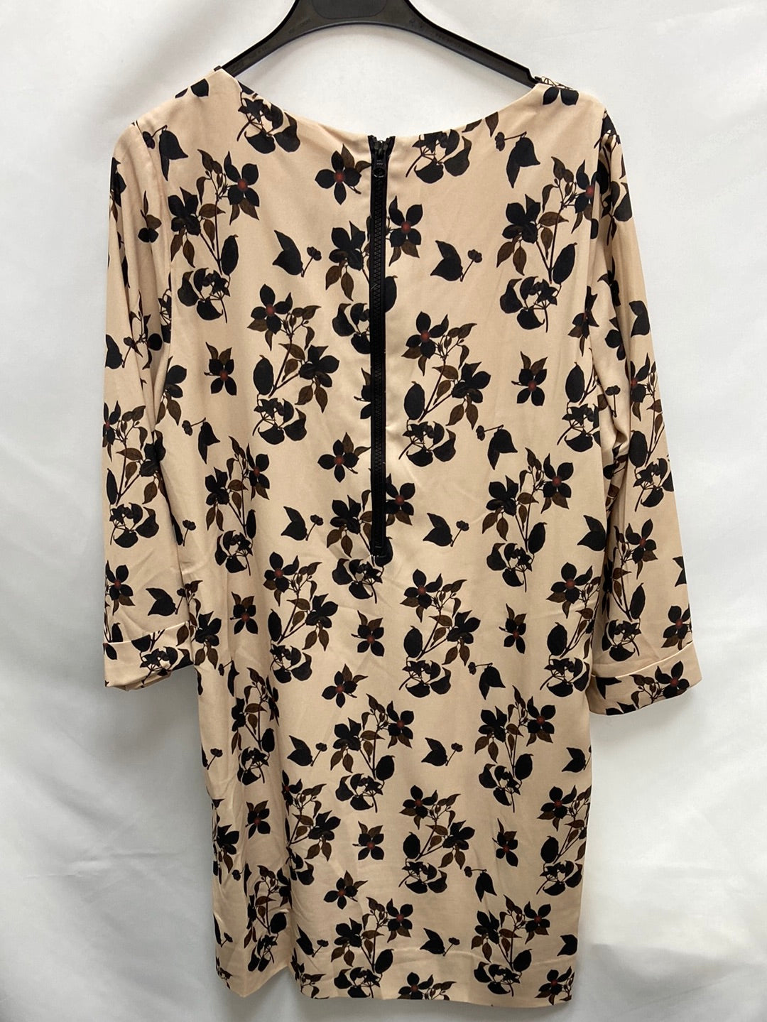 ESSENTIEL. Floral dress