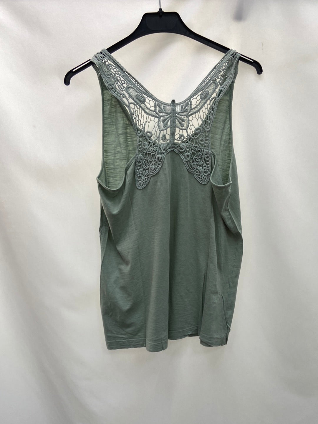 SFERA.Top verde encaje T.L