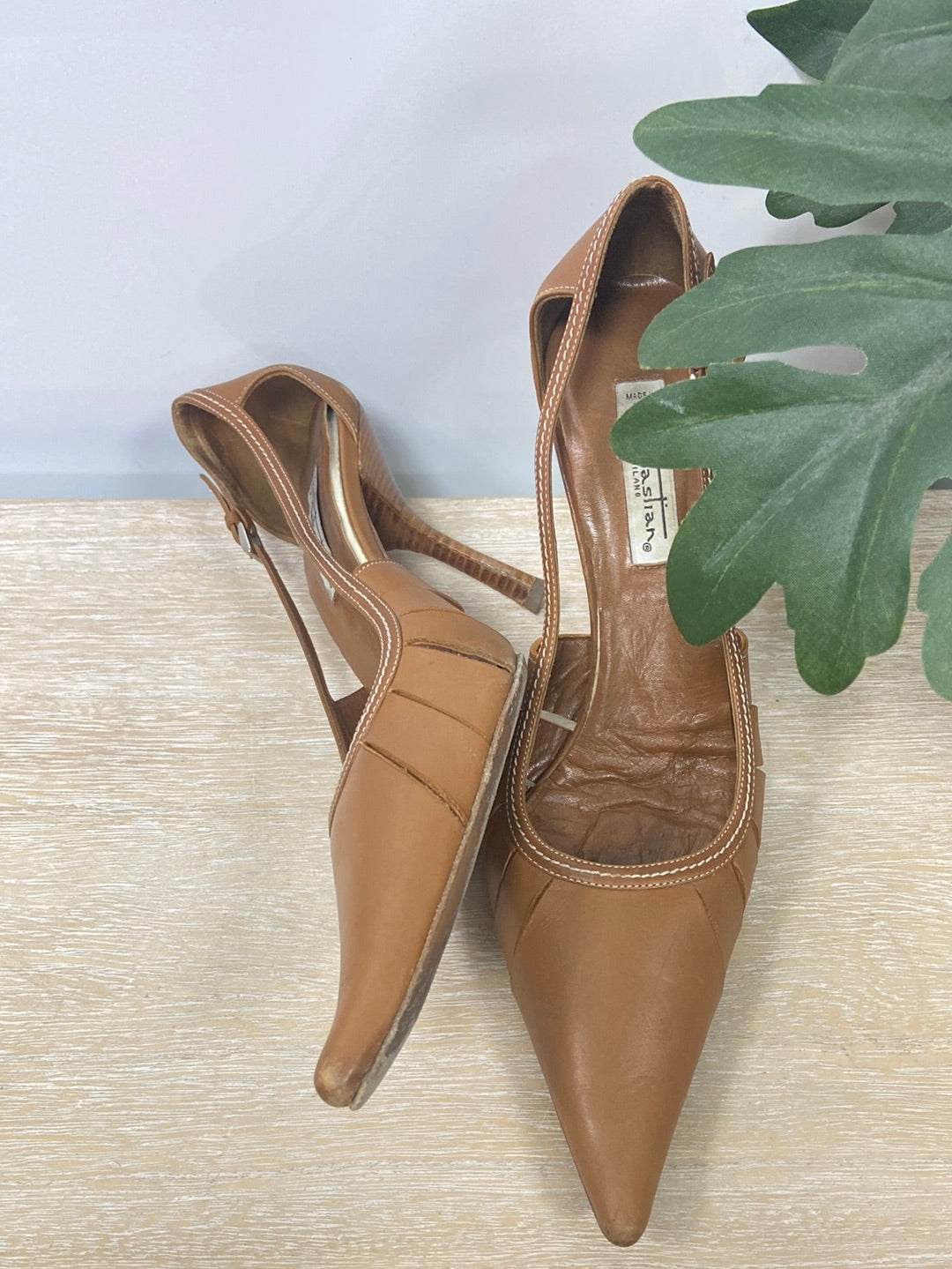 SEBASTIAN.Tacón marrón piel T.39