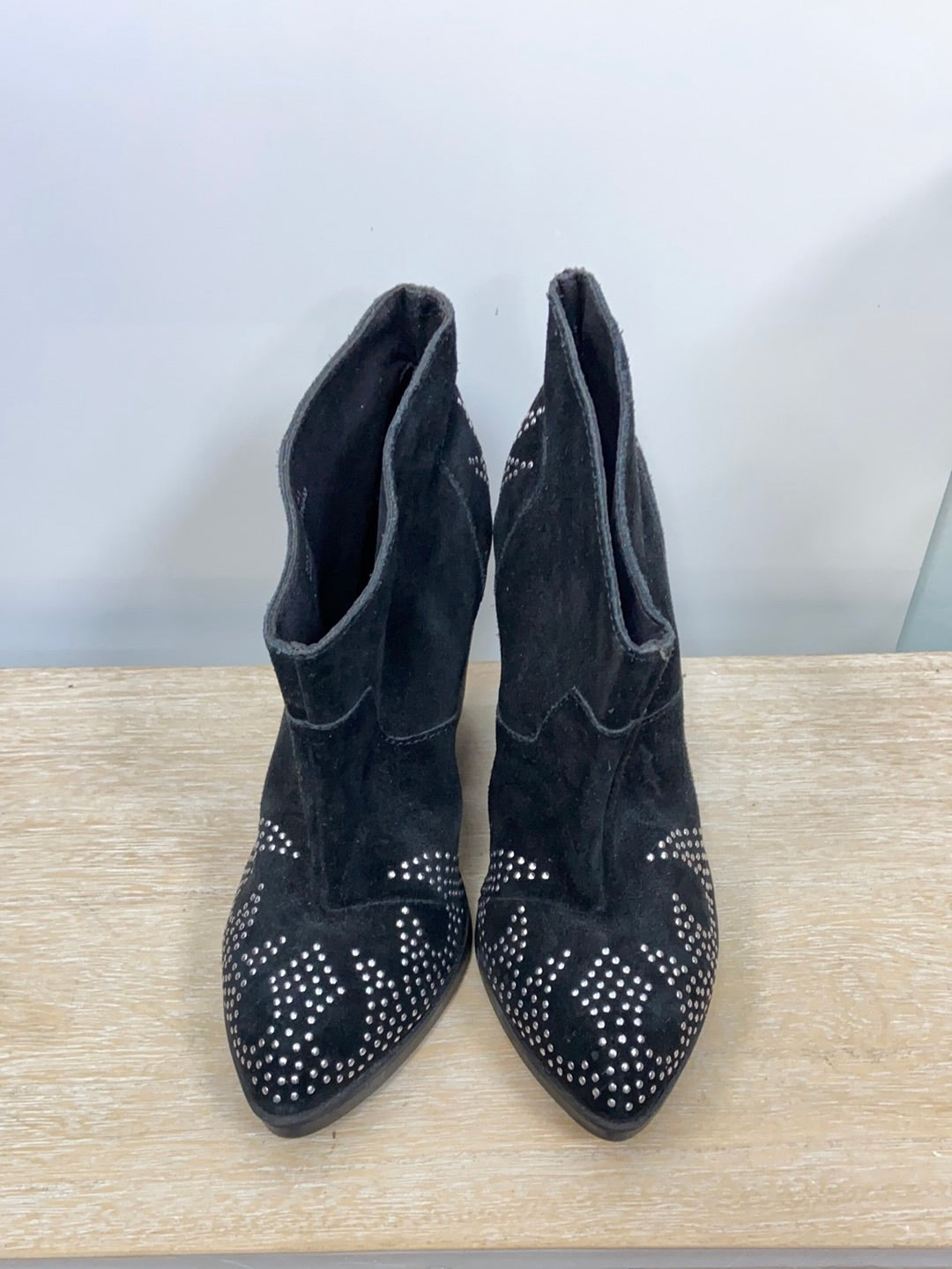 TOPSHOP. Botienes tachuelas T.41