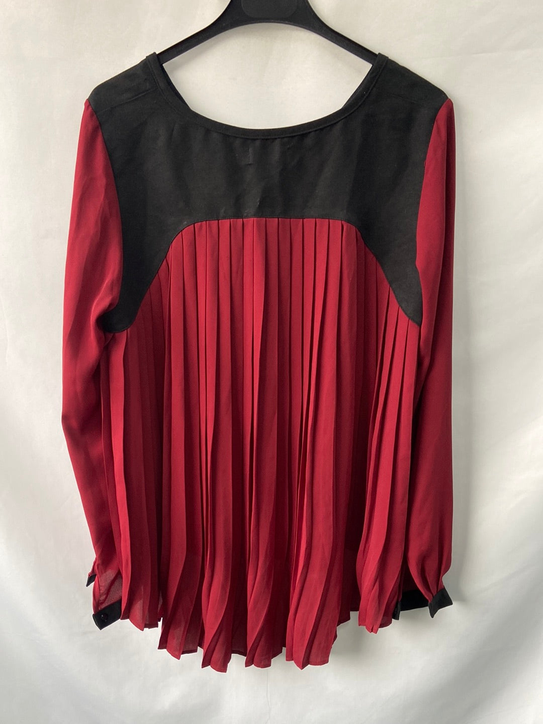 ANDY & LUCY. Blusa burdeos y negra T.m