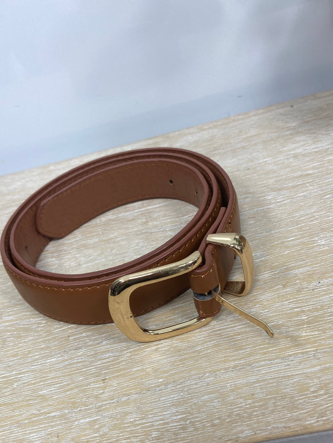 PRIMARK. Cinturón camel T.s