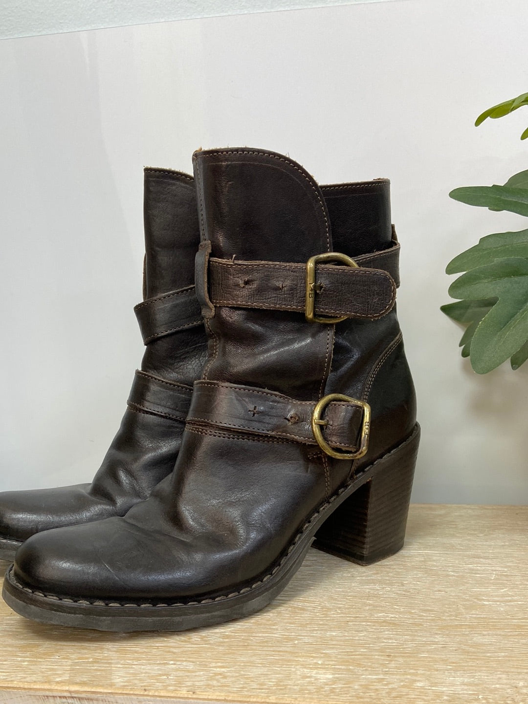 FIORENTINI BAKER. Botas piel marrones T.39