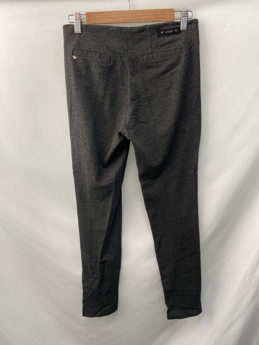 ANINOTO.Pantalones T.40