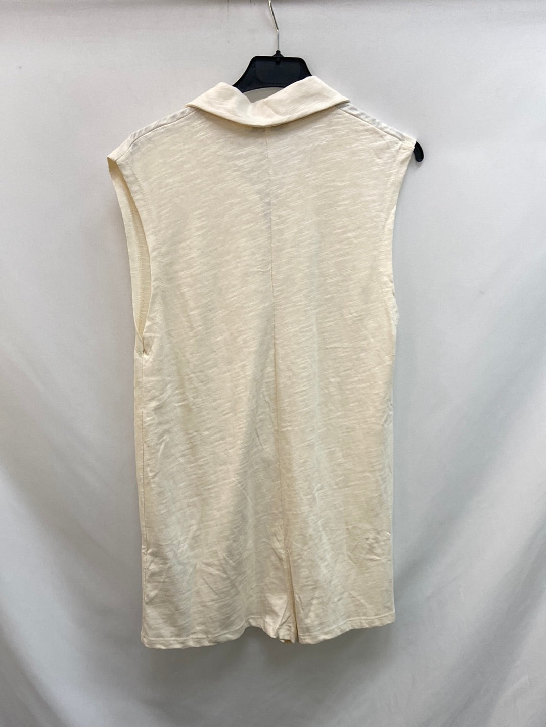 PULL&BEAR. Beige TS short jumpsuit